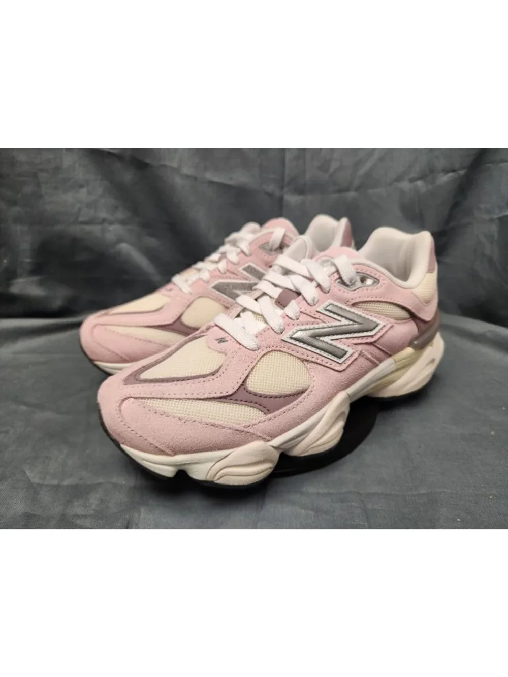 New Balance 90s are